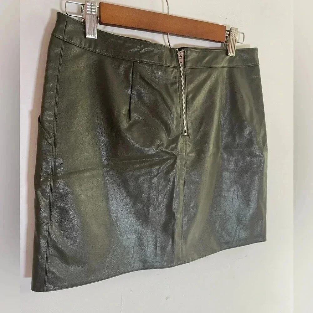 NWT Harper‎ Heritage Vista Tween Francesca’s olive vegan leather mini skirt 0069